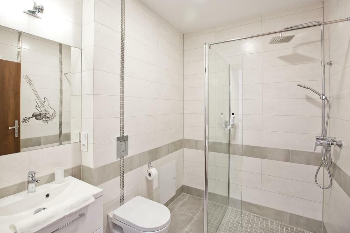 R&b Apartament *